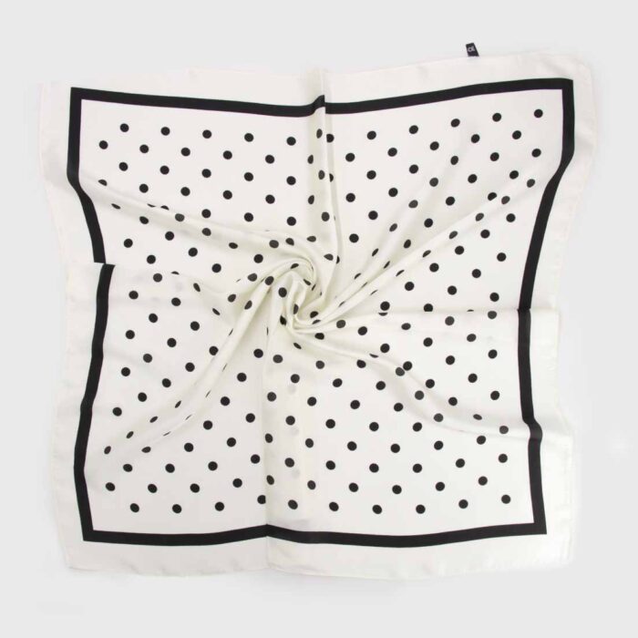 Pañuelo Seda 70×70 - Imagen 5